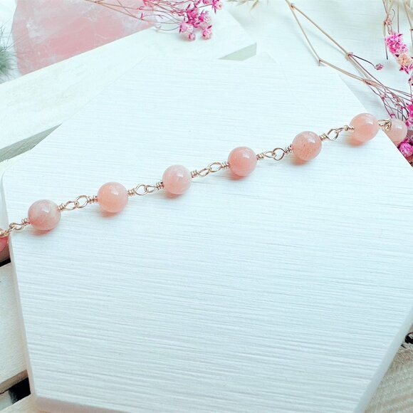 New Peach Moonstone Gold Bracelet - Picture 4 of 7